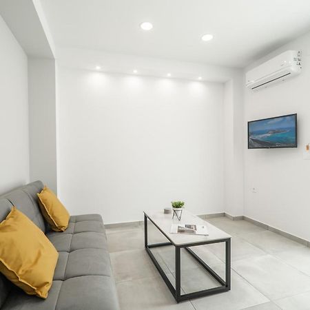 Kiani Apts Калівес Екстер'єр фото
