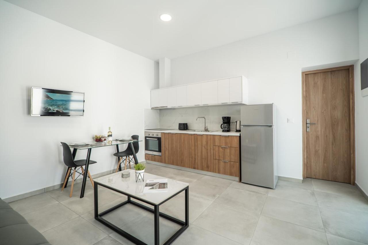 Kiani Apts Калівес Екстер'єр фото